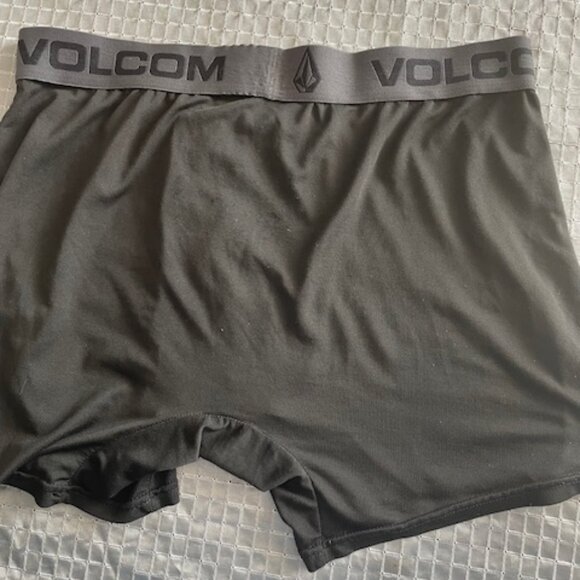 Volcom boxer briefs size L - Picture 2 of 2